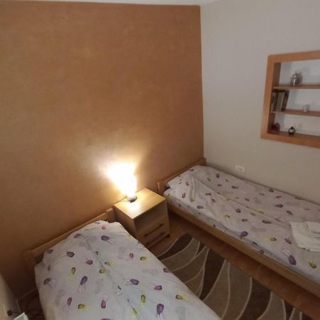 Apartman Ivona Овчар Баня Екстериор снимка