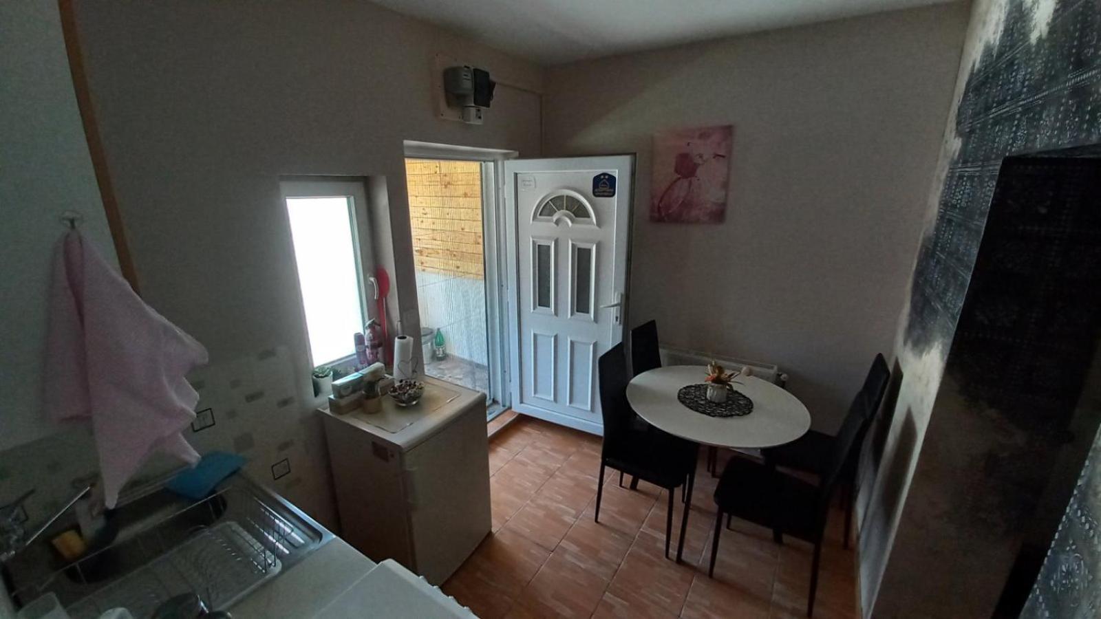 Apartman Ivona Овчар Баня Екстериор снимка