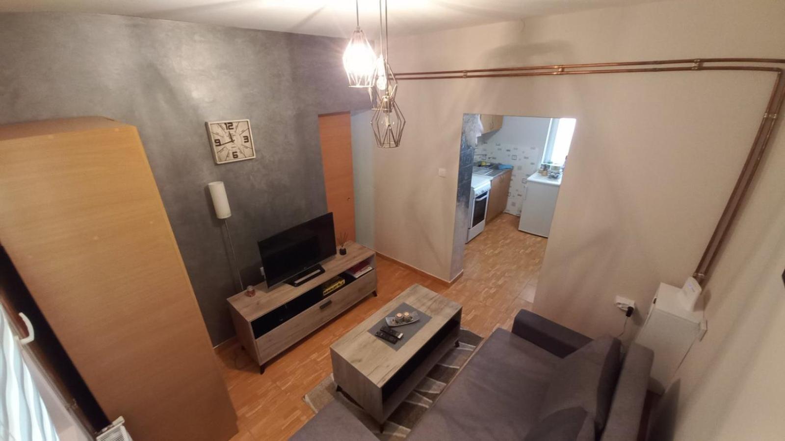 Apartman Ivona Овчар Баня Екстериор снимка